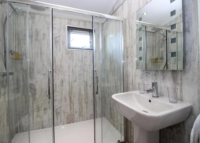 Hollicarrs - Stag Lodge