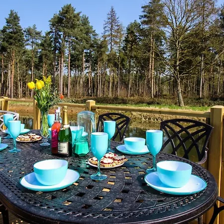 Hollicarrs - Stag Domek letniskowy